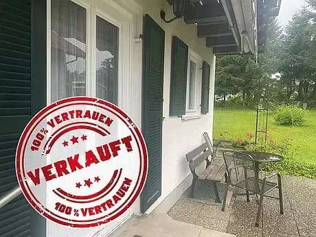 Terrassenansicht eines Mehrfamilienhaus
